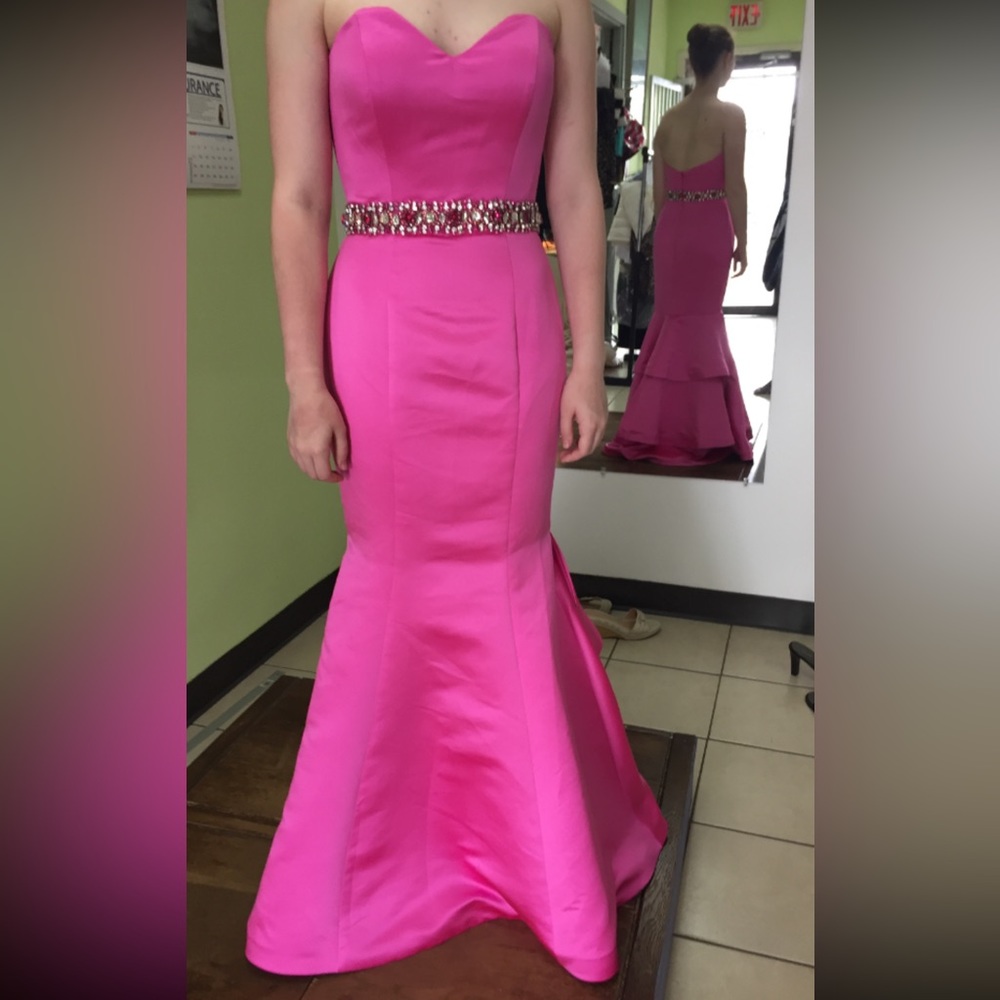 Ashley Louren pink gown size 0